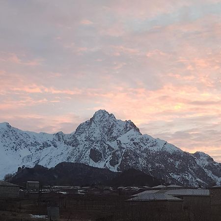 Sweet Night Ξενοδοχείο Kazbegi Εξωτερικό φωτογραφία